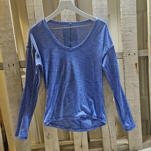 Lululemon long sleeve shirt size 4/6